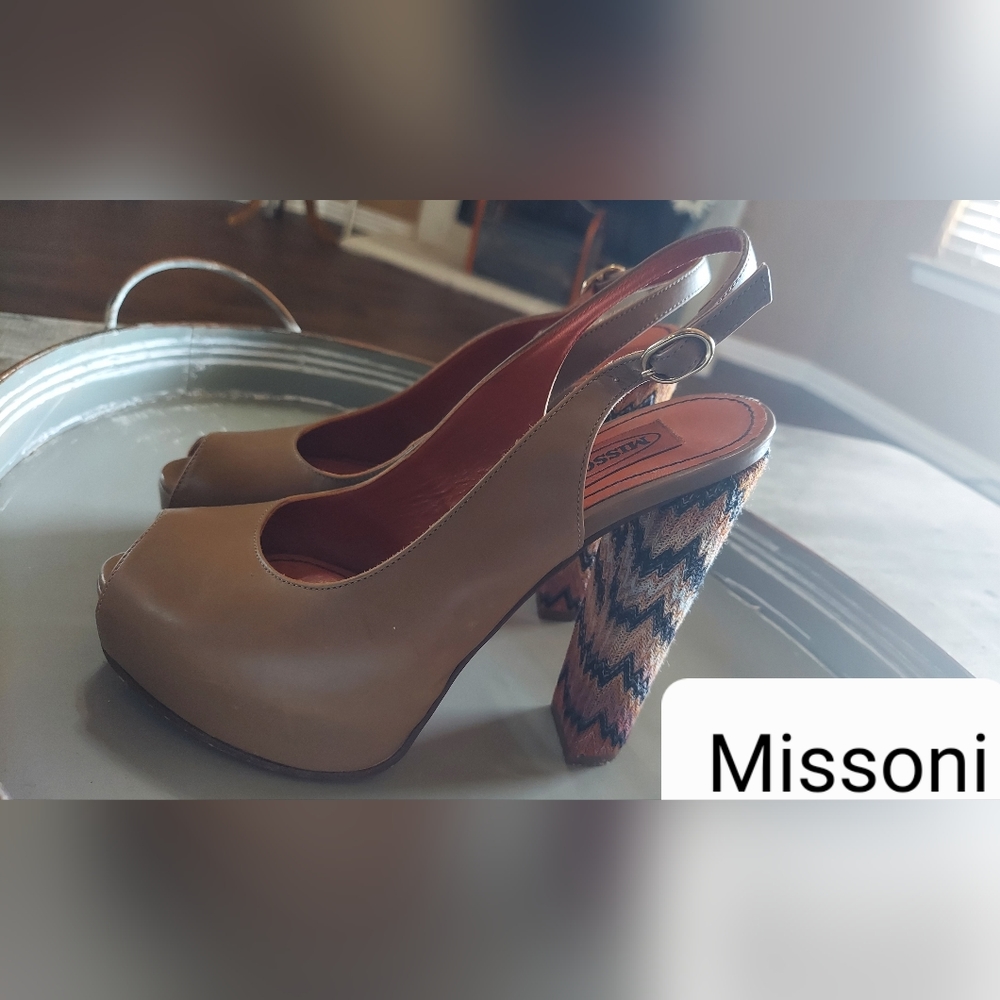 Missoni Peep Toe Sling Back Platform Heels Size 36 1/2 in Tan